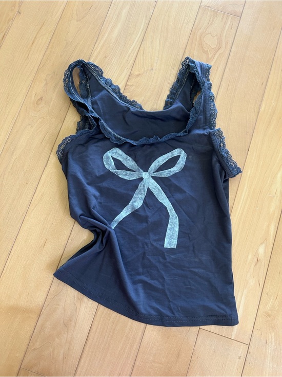 LoveShackFancy Tops - Stretchy bow tank with lace trim